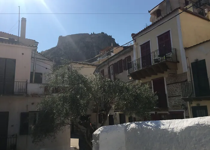 Vendégház Dafni 4*